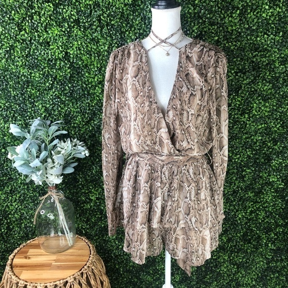 Snake print romper - Picture 1 of 3